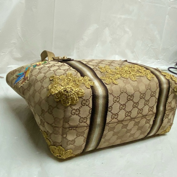 Vintage, Gucci, GG Coated Canvas with Gold Leather Shoulder Strap 11in x 8.5in - Picture 9 of 13